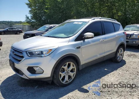 2019 Ford Escape Titanium из США, поврежденный, VIN 1FMCU0J92KUB62184